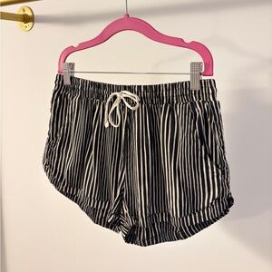 BILLABONG Road Trippin Striped Black and White Shorts Size S
